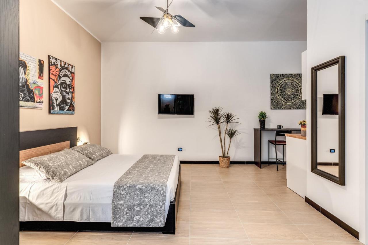 The Quarters Naples Apartments Luaran gambar