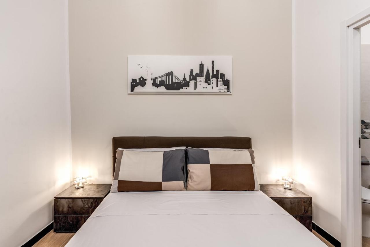 The Quarters Naples Apartments Luaran gambar