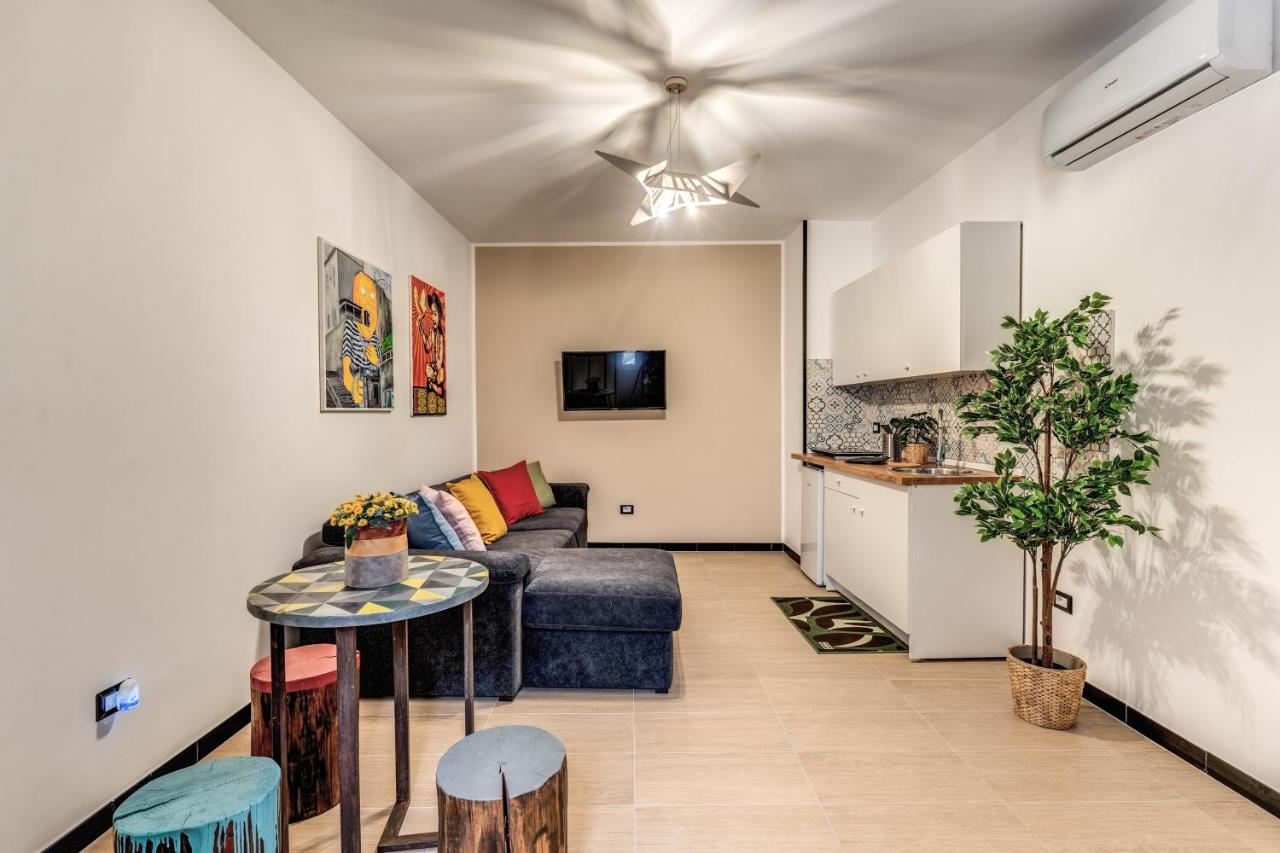 The Quarters Naples Apartments Luaran gambar