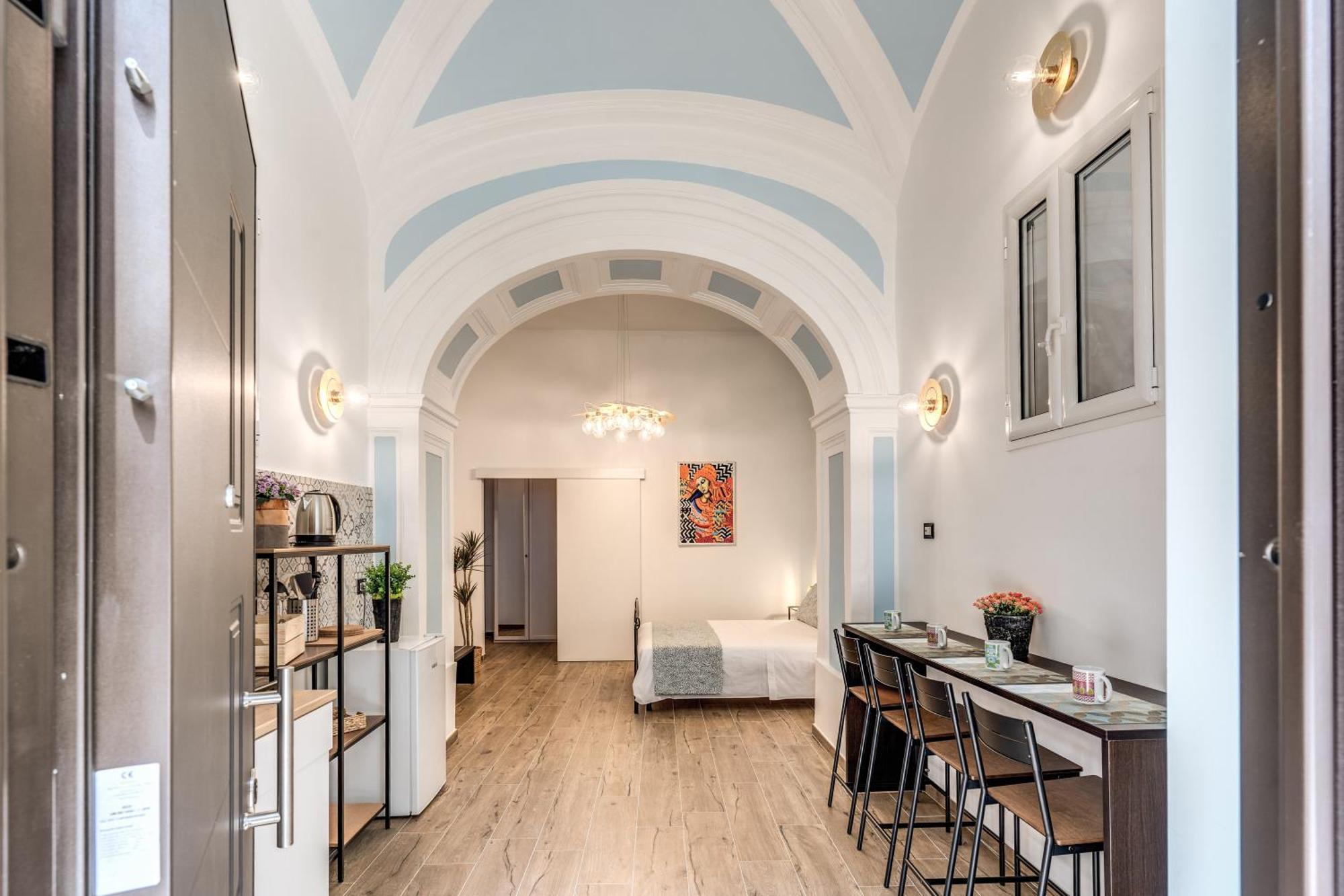The Quarters Naples Apartments Luaran gambar