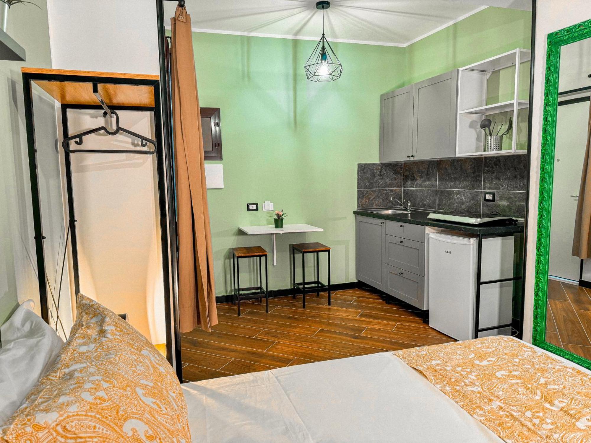 The Quarters Naples Apartments Luaran gambar