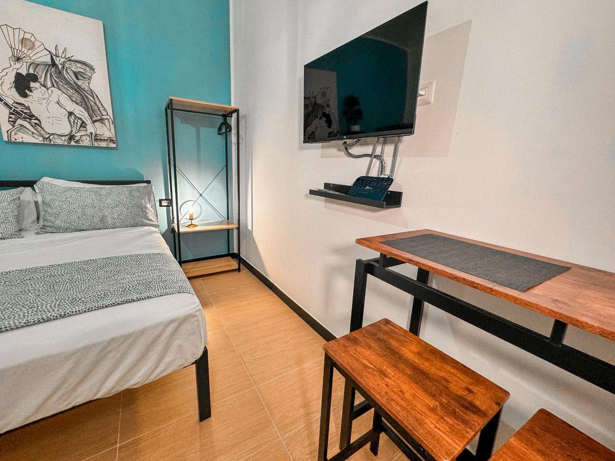 The Quarters Naples Apartments Luaran gambar
