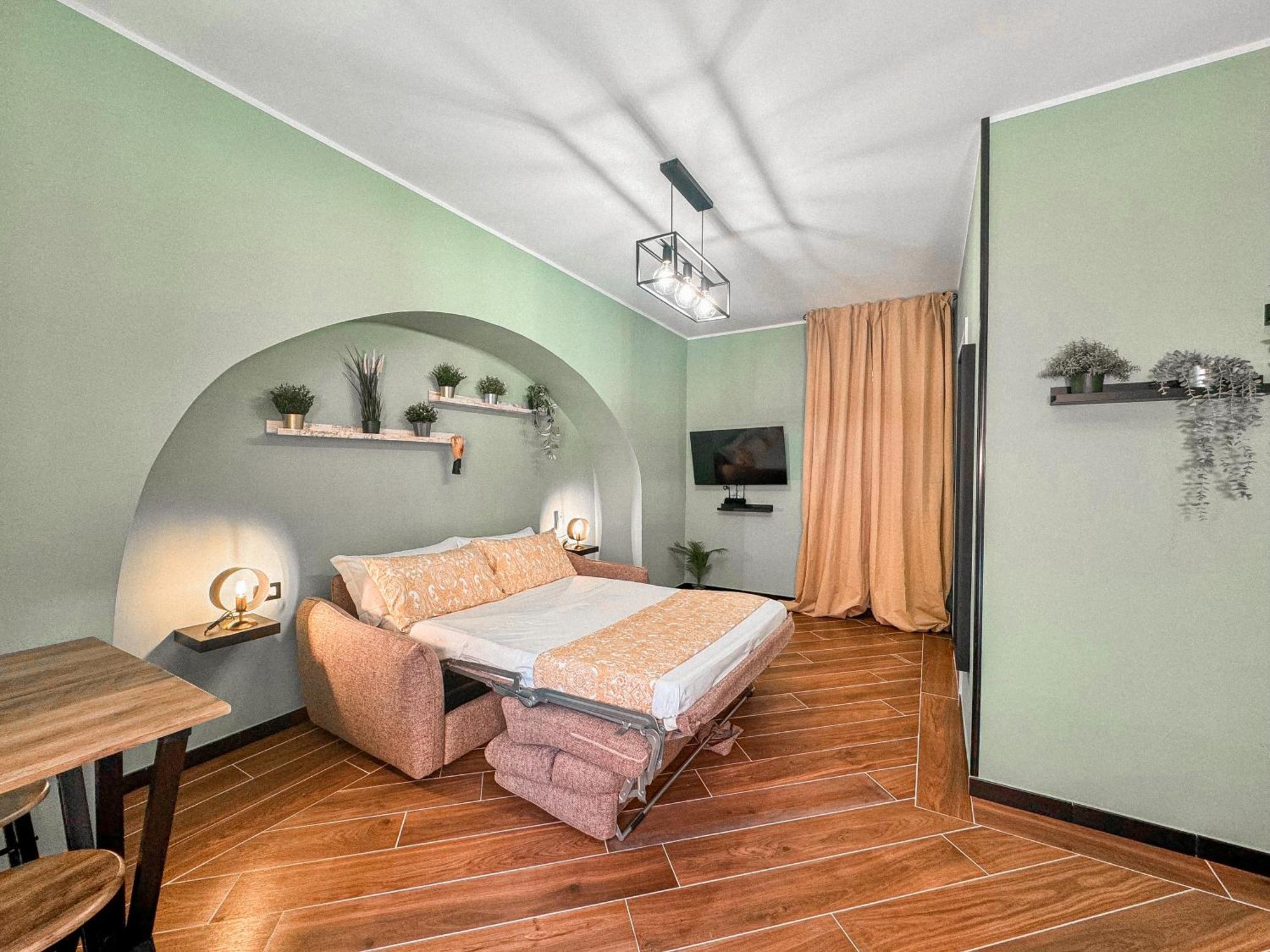 The Quarters Naples Apartments Luaran gambar