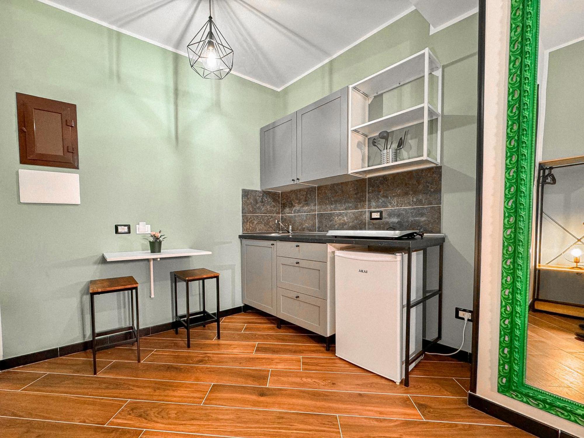 The Quarters Naples Apartments Luaran gambar