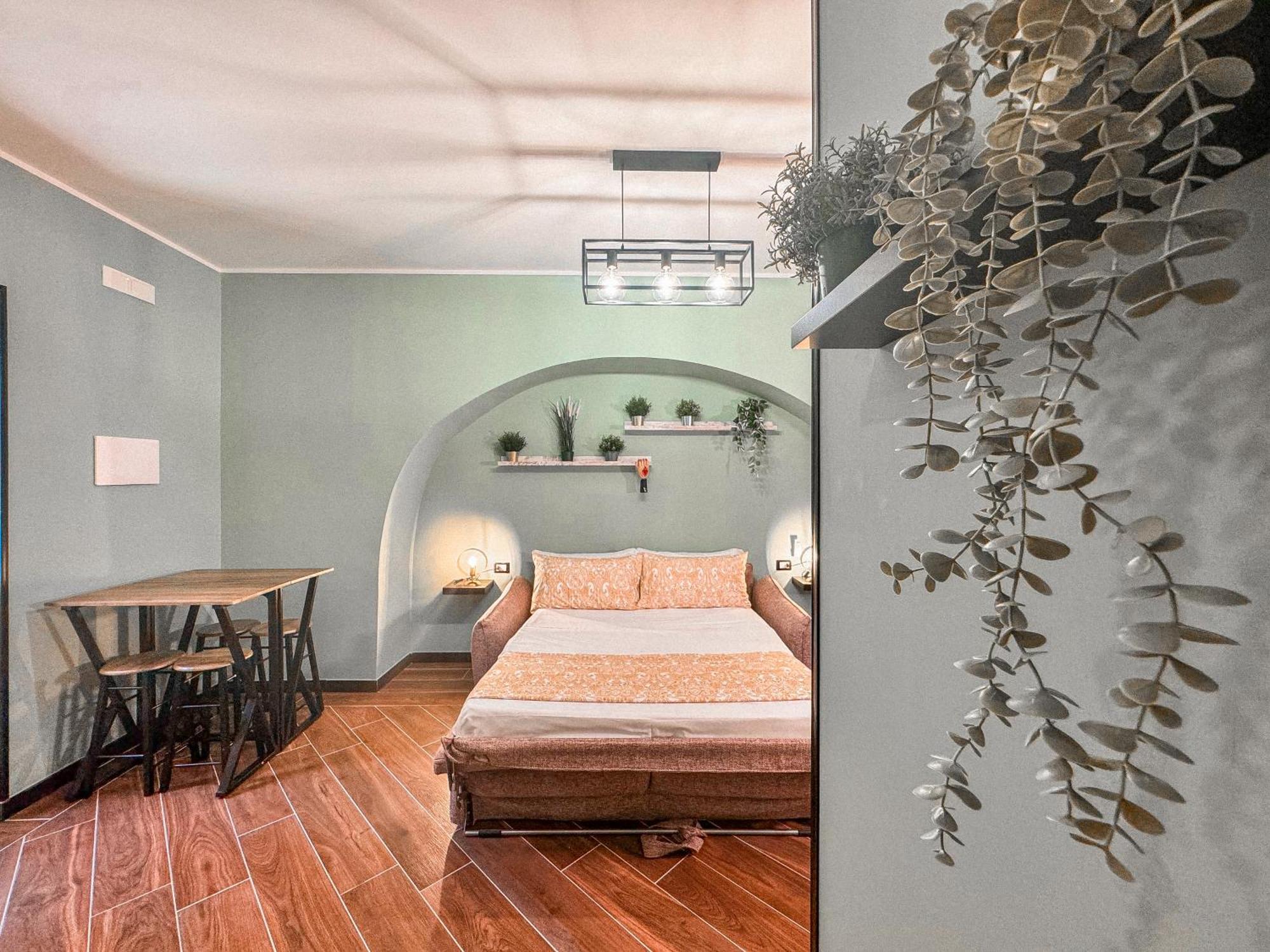 The Quarters Naples Apartments Luaran gambar