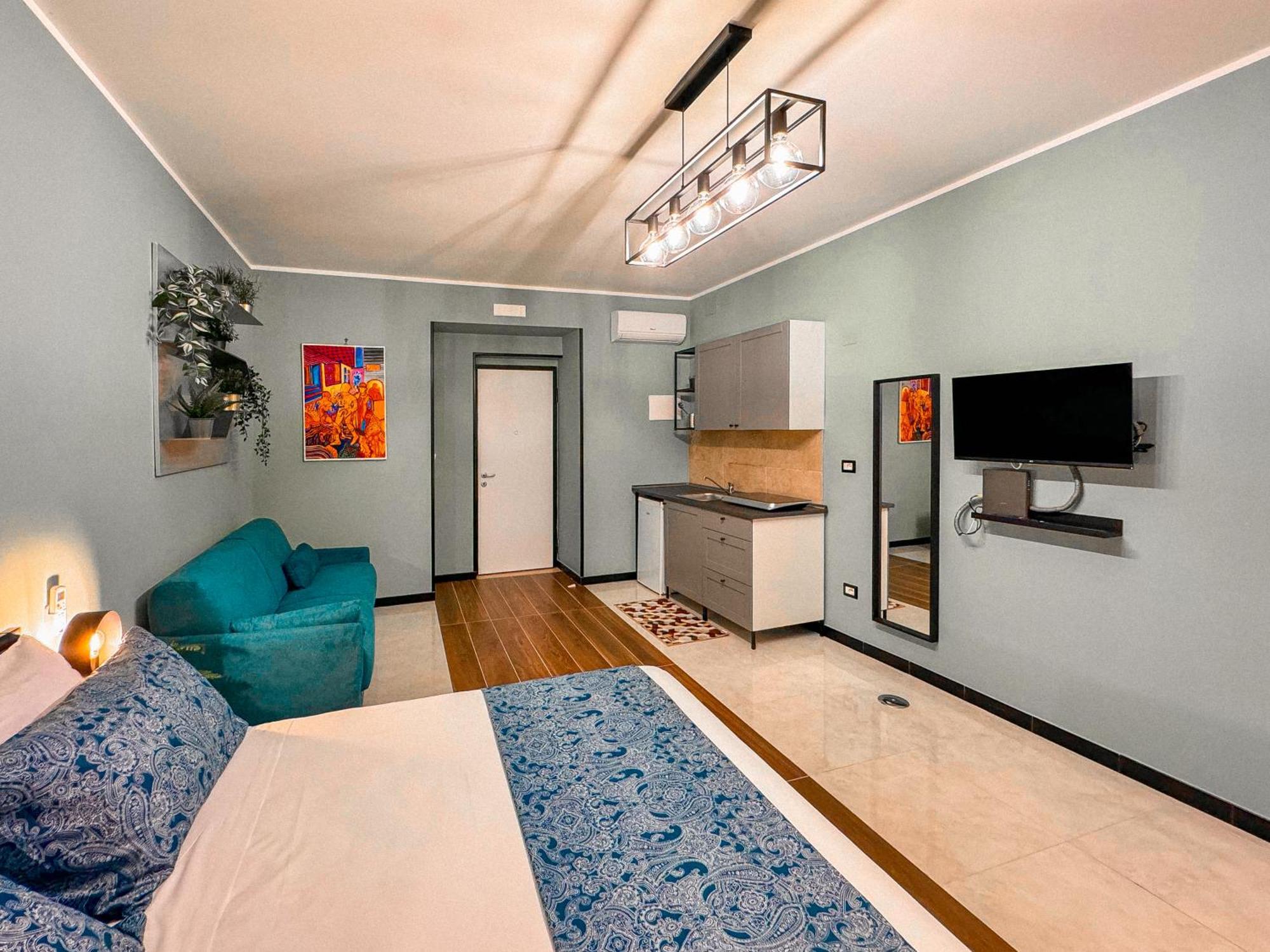The Quarters Naples Apartments Luaran gambar